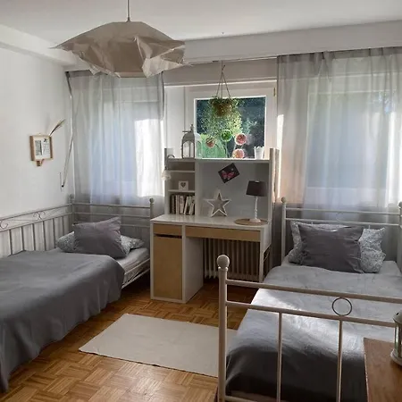 Ferienwohnung100qm Mit Garten